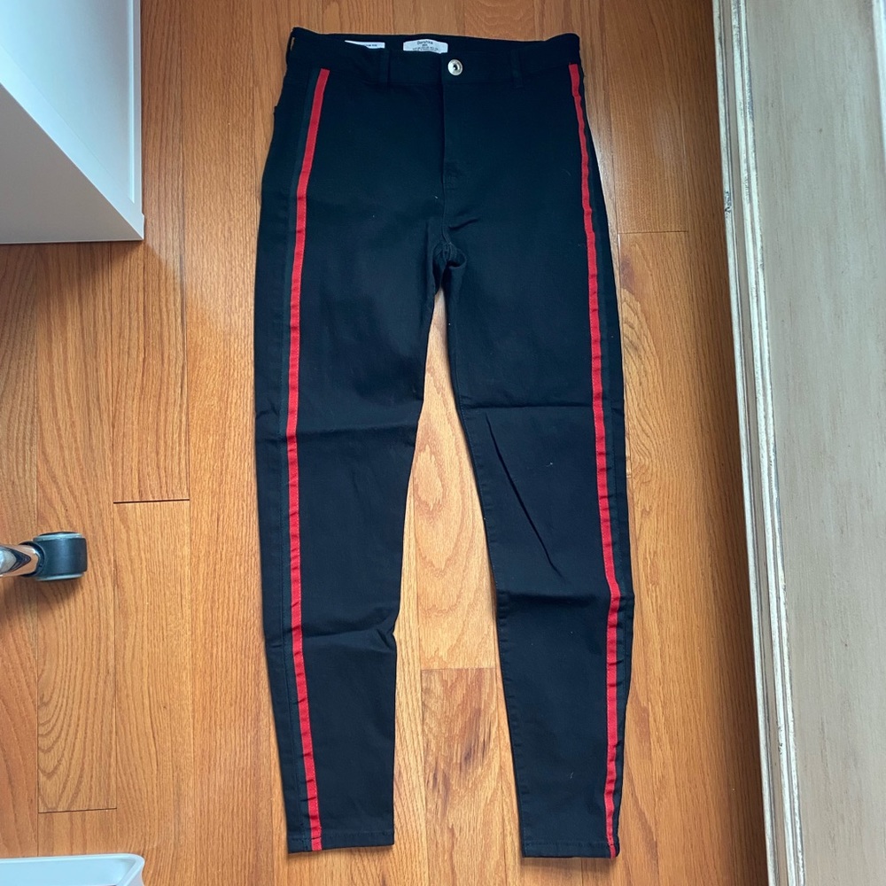 NEVER WORN black skinny jean